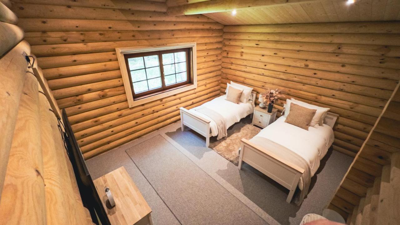 Aspen Lodge, Amazing New Log Cabin With Hot Tub - Sleeps 6 - Felmoor Park Morpeth Exterior photo