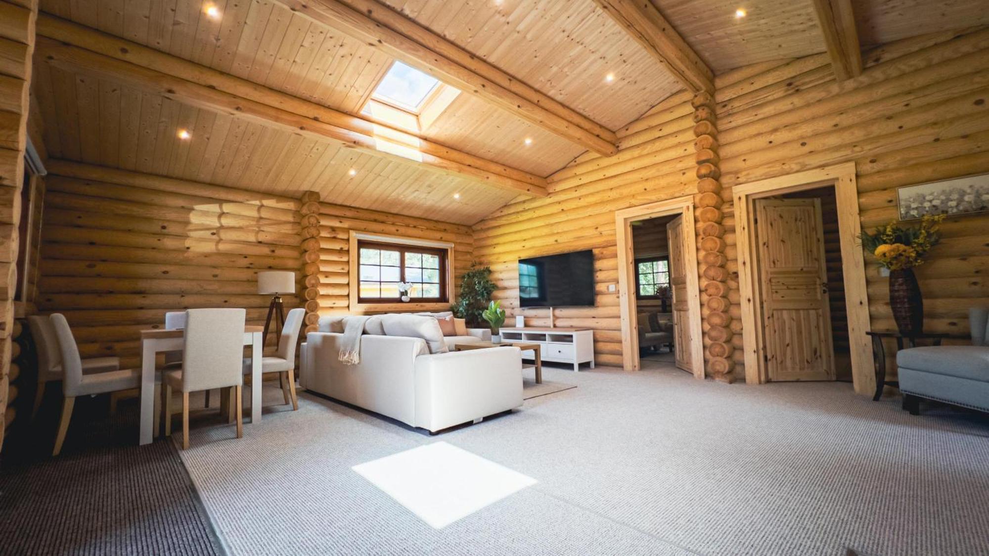 Aspen Lodge, Amazing New Log Cabin With Hot Tub - Sleeps 6 - Felmoor Park Morpeth Room photo